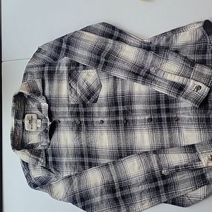 Northeast Outfitters flannel plaid